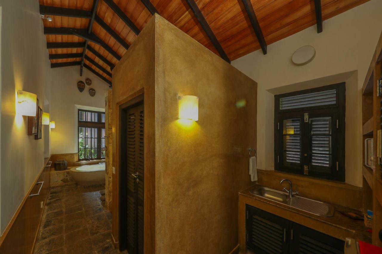Sergeant House Boutique Villa & Private Beach أونا واتونا المظهر الخارجي الصورة